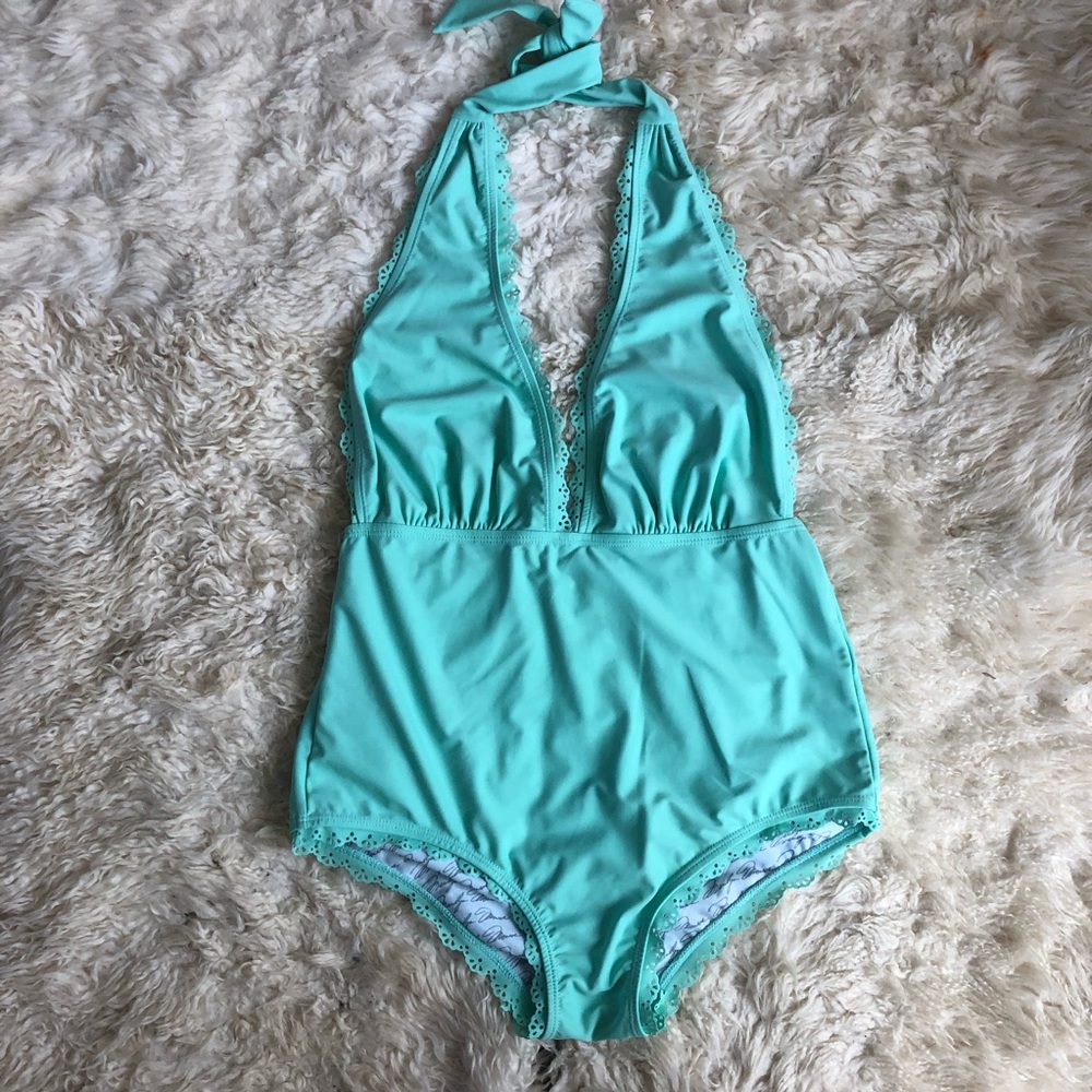 NWT MARILYN MONROE ONE PIECE SWIMSUIT